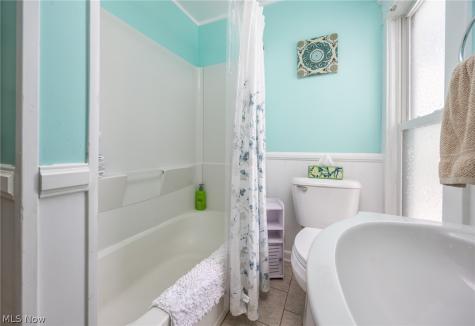 129 Woodland Avenue Marietta OH 45750
