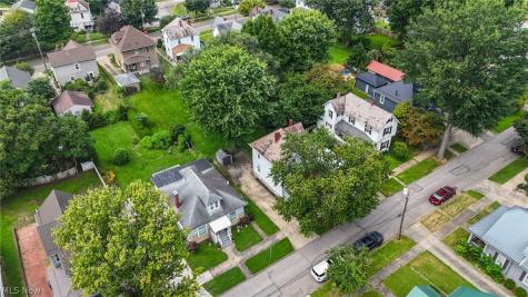 129 Woodland Avenue Marietta OH 45750