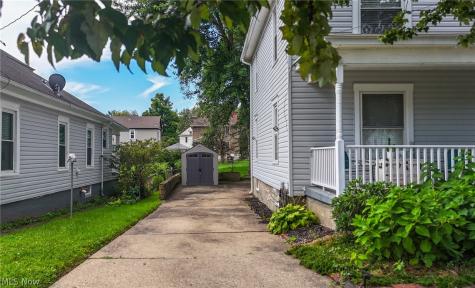 129 Woodland Avenue Marietta OH 45750