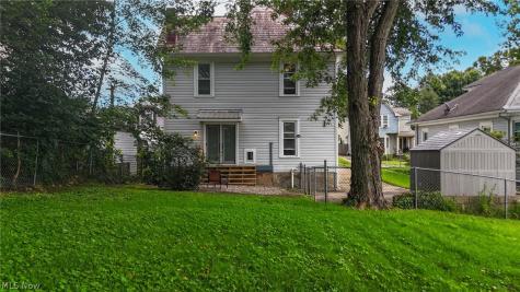 129 Woodland Avenue Marietta OH 45750