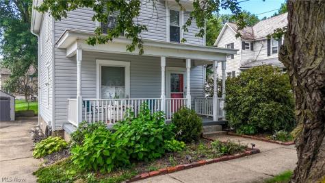 129 Woodland Avenue Marietta OH 45750