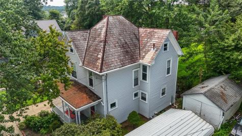 129 Woodland Avenue Marietta OH 45750