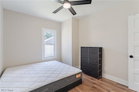 3297 W 127th Street Cleveland OH 44111