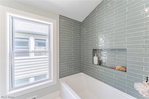 3297 W 127th Street Cleveland OH 44111