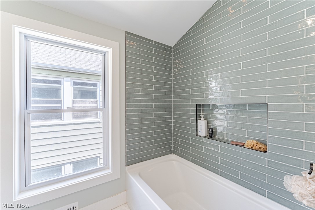 3297 W 127th Street Cleveland OH 44111