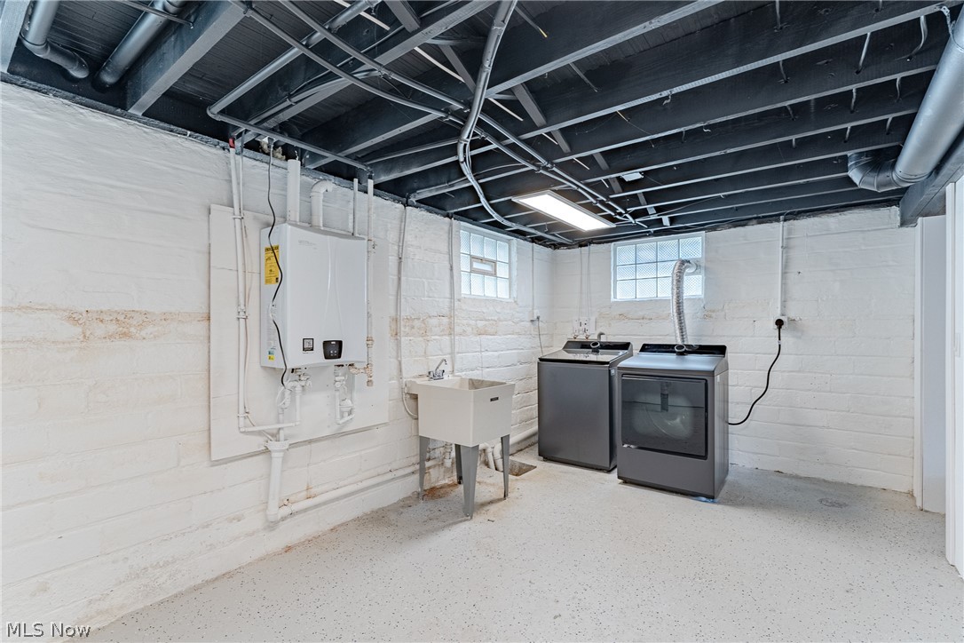 3297 W 127th Street Cleveland OH 44111