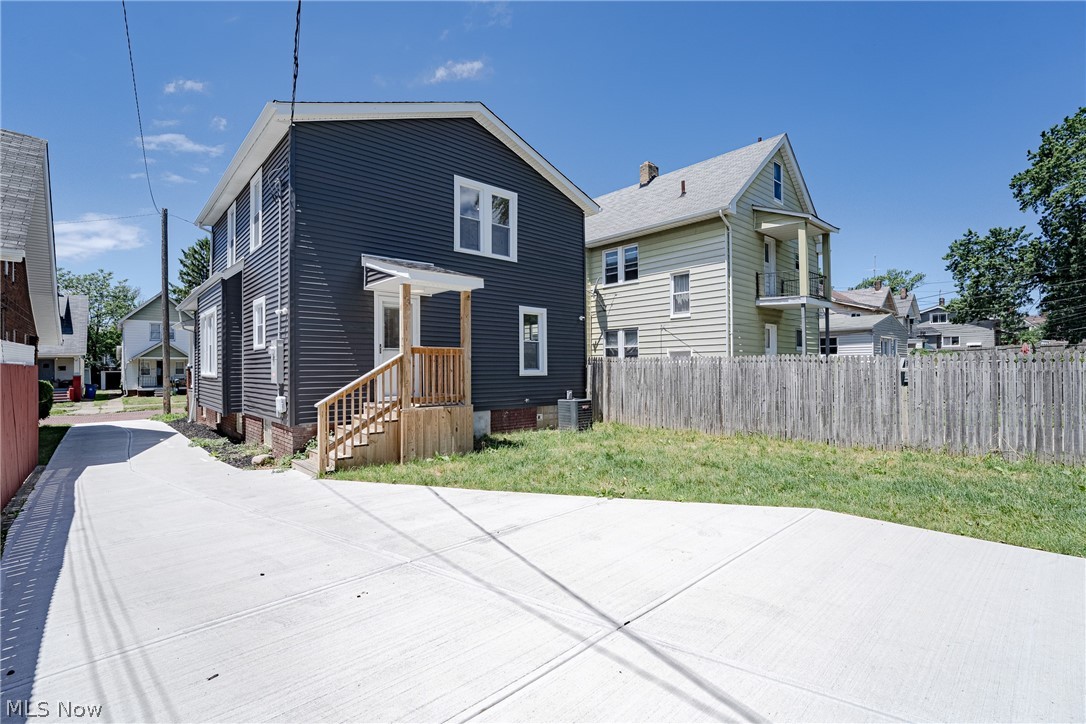 3297 W 127th Street Cleveland OH 44111