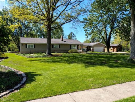 4498 Jaycox Road Avon OH 44011