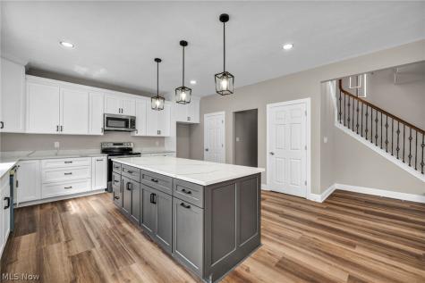 5984 Cornell Avenue North Ridgeville OH 44039