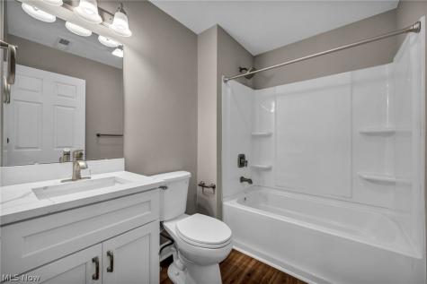 5984 Cornell Avenue North Ridgeville OH 44039