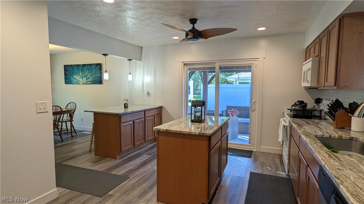 16 Keewaydin Drive Timberlake OH 44095