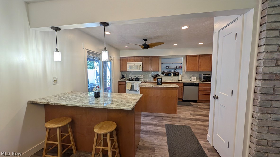 16 Keewaydin Drive Timberlake OH 44095