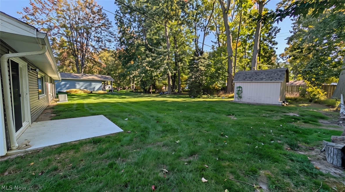 16 Keewaydin Drive Timberlake OH 44095