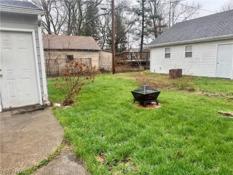 1011 Allison Avenue Lorain OH 44052
