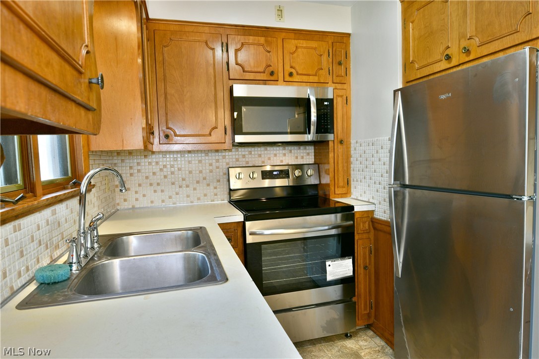 271 Parkgate Avenue Austintown OH 44515