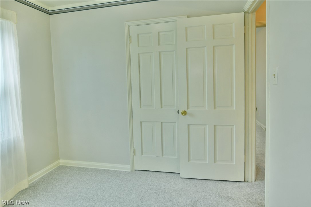 271 Parkgate Avenue Austintown OH 44515