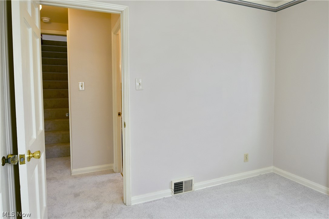 271 Parkgate Avenue Austintown OH 44515
