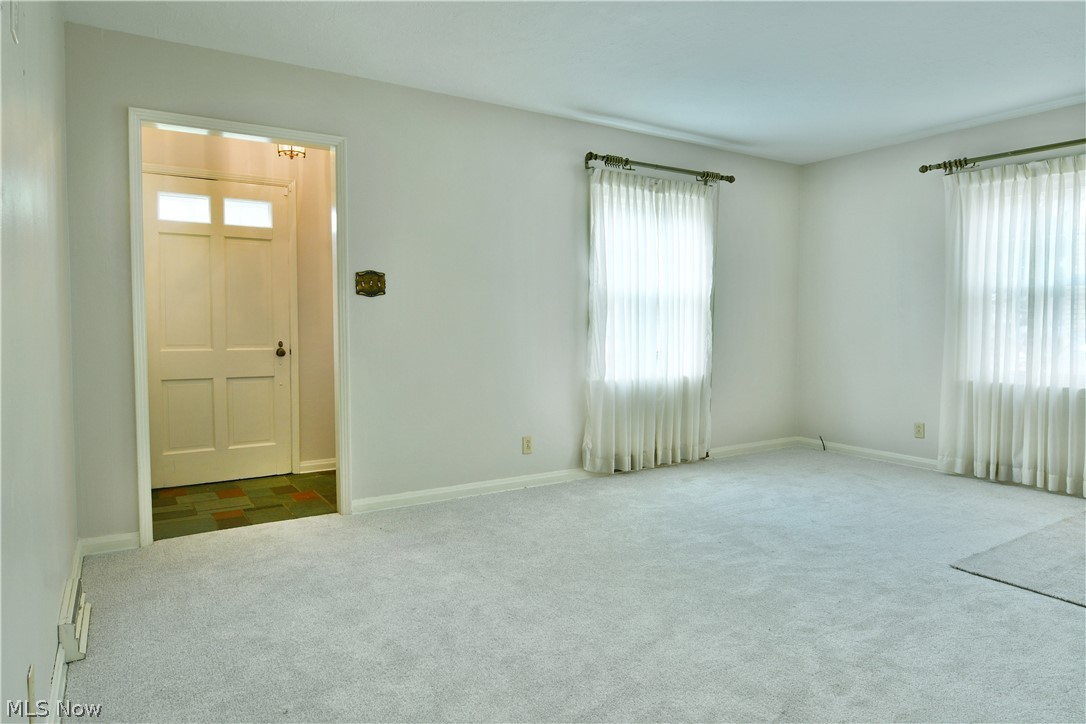 271 Parkgate Avenue Austintown OH 44515