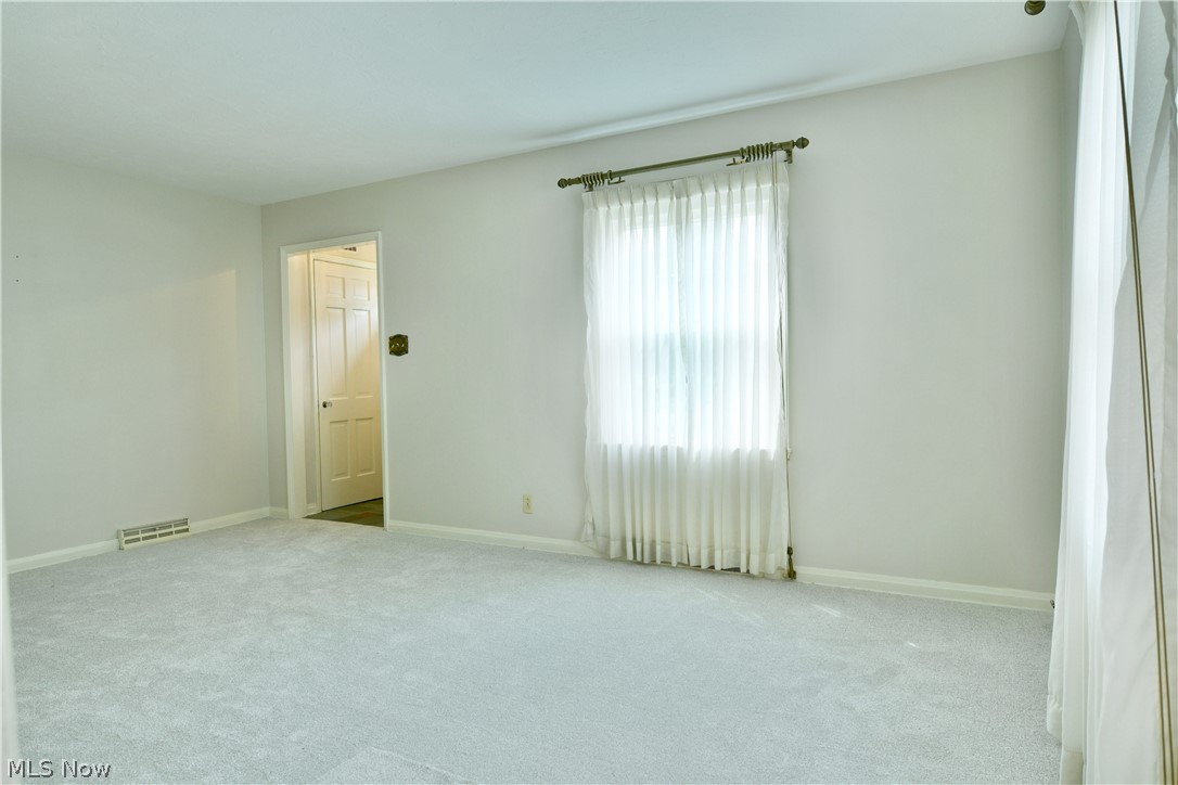 271 Parkgate Avenue Austintown OH 44515