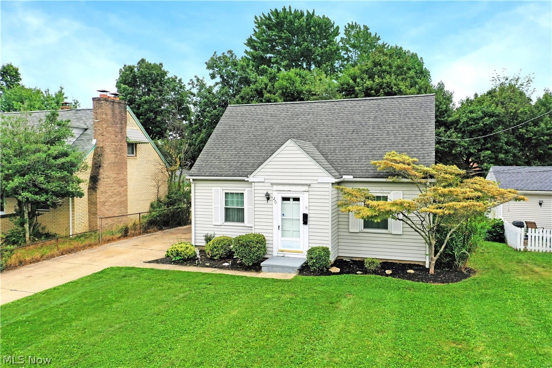 271 Parkgate Avenue Austintown OH 44515
