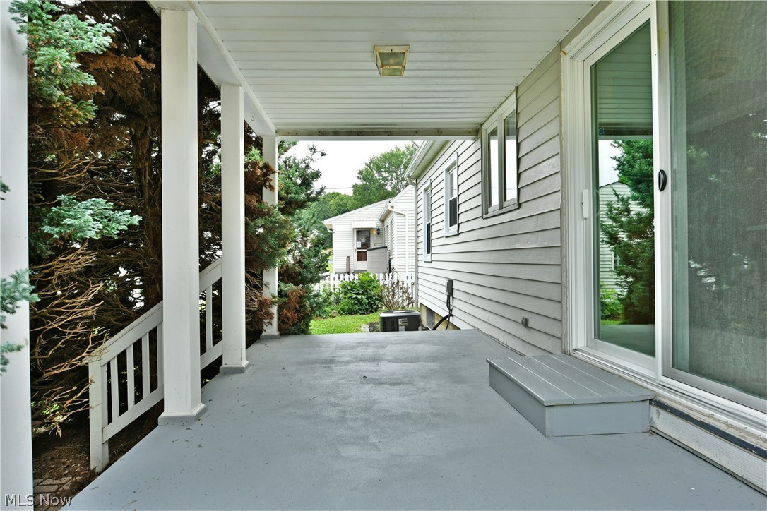 271 Parkgate Avenue Austintown OH 44515