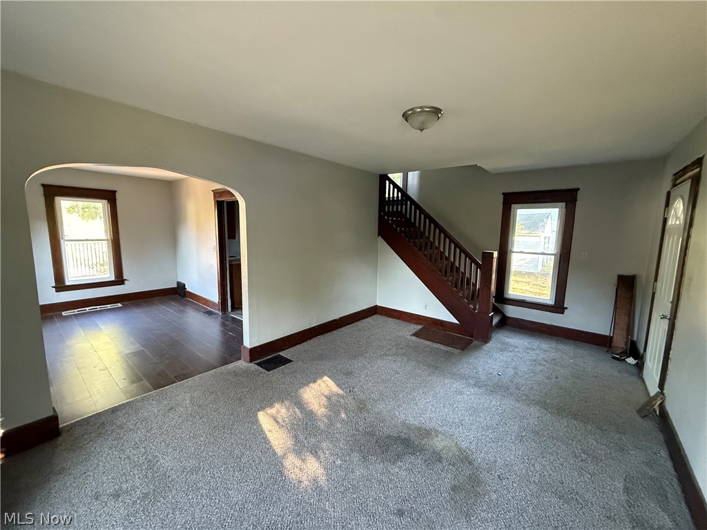 1033 Olive Avenue NE Warren OH 44483