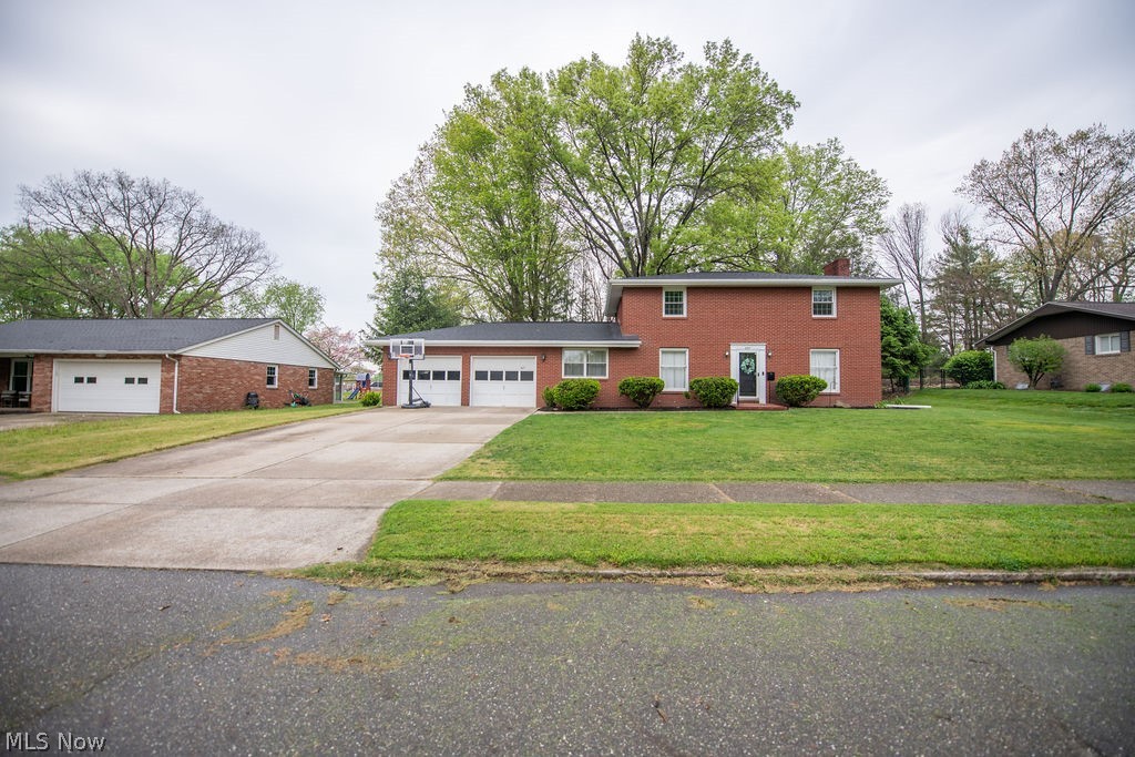 827 E 5th Street Dover OH 44622