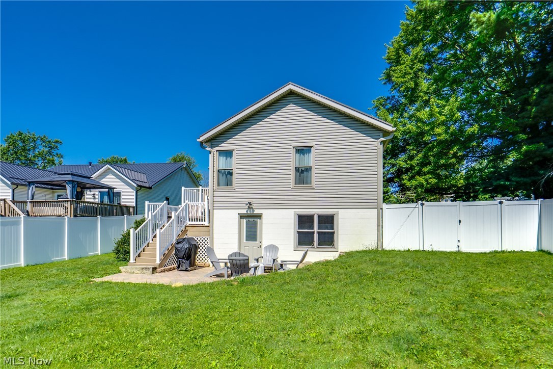 233 S Portage Street Doylestown OH 44230