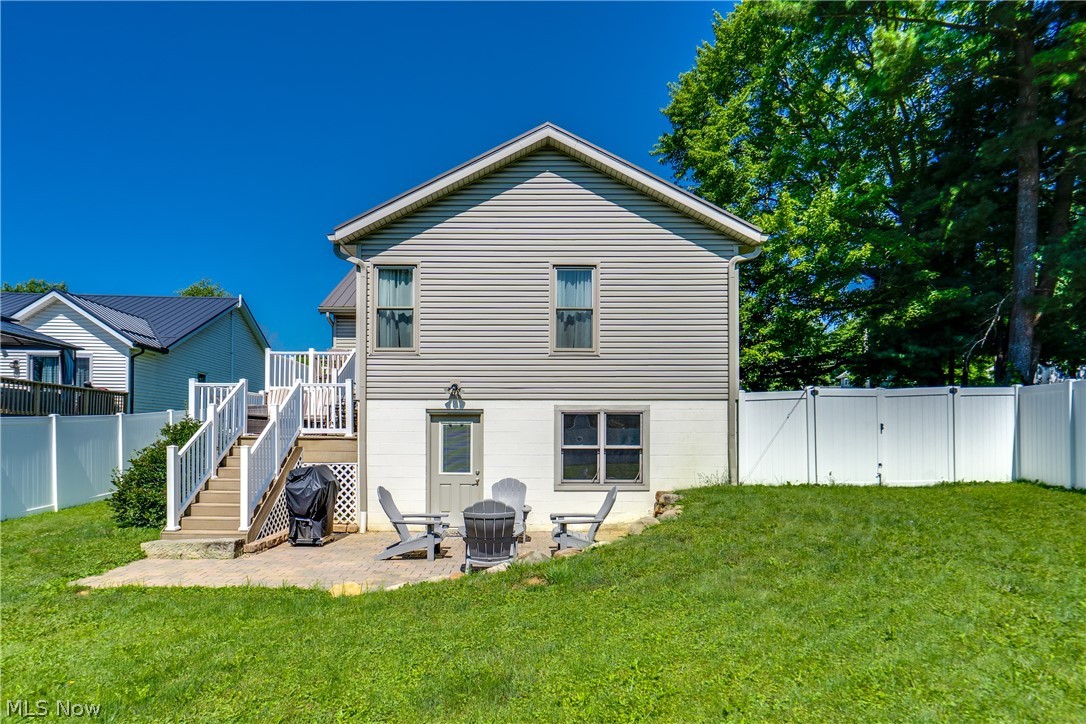 233 S Portage Street Doylestown OH 44230