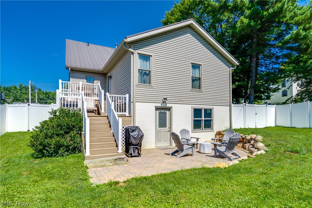 233 S Portage Street Doylestown OH 44230