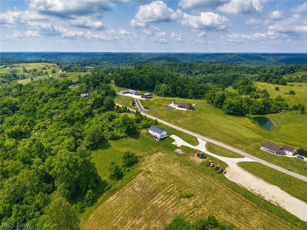 2244 N Parmiter Road NE Mcconnelsville OH 43756