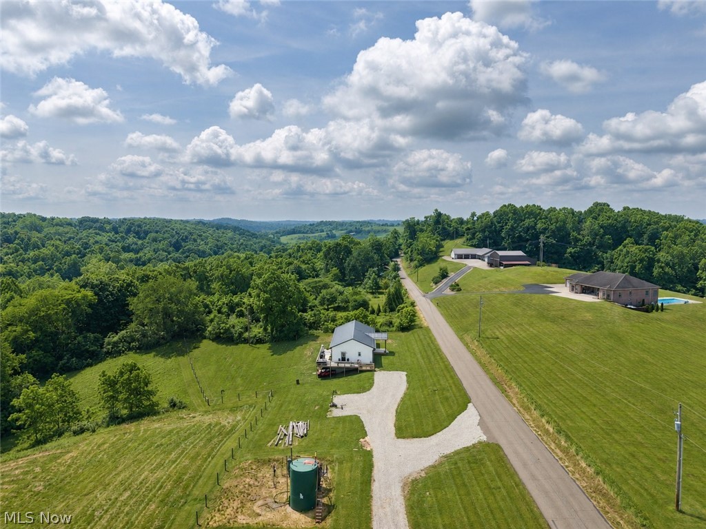 2244 N Parmiter Road NE Mcconnelsville OH 43756
