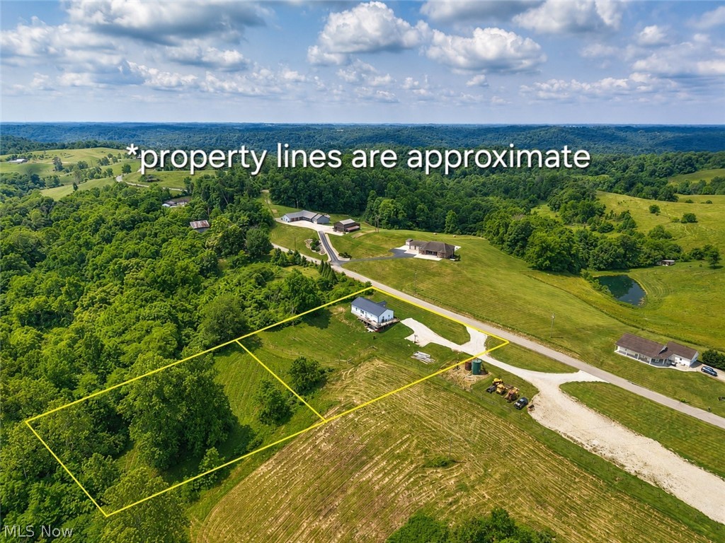 2244 N Parmiter Road NE Mcconnelsville OH 43756