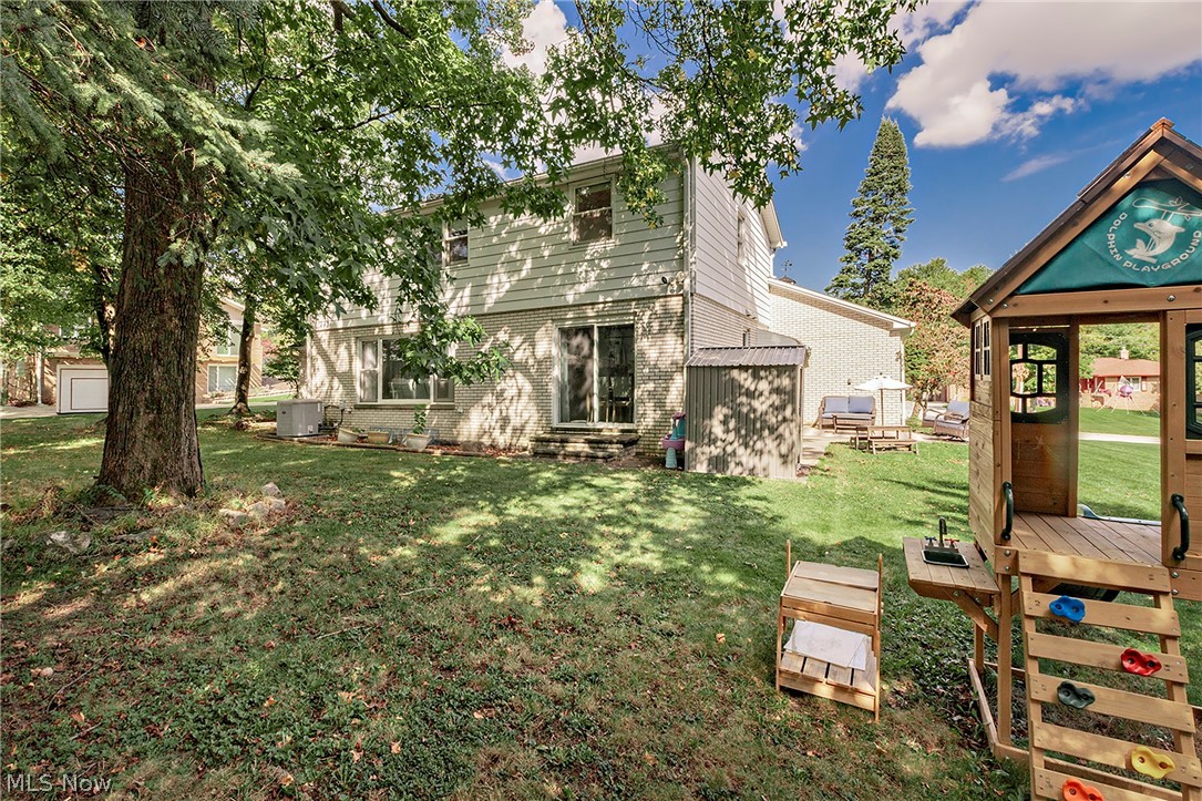 694 Simich Drive Seven Hills OH 44131