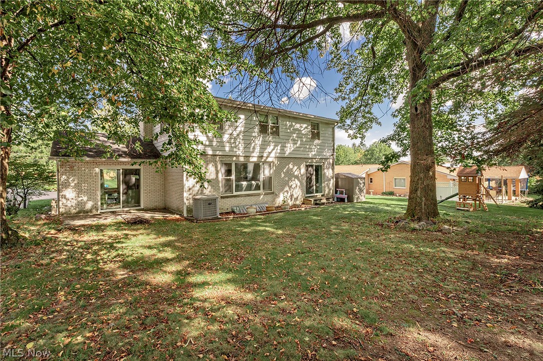 694 Simich Drive Seven Hills OH 44131