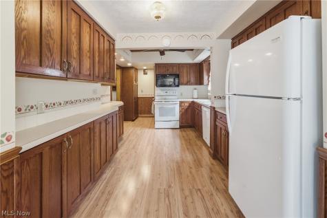 165 Shadyside Court Alliance OH 44601