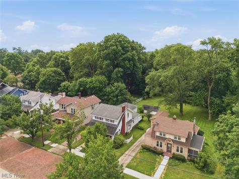 165 Shadyside Court Alliance OH 44601