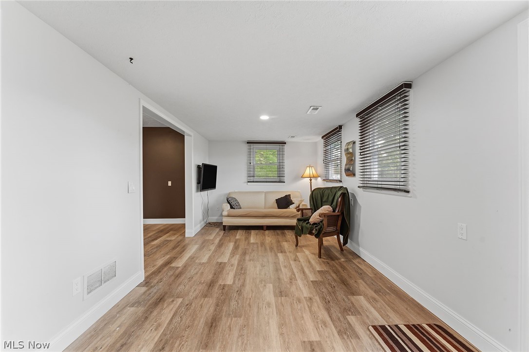 8120 Crow Road Litchfield OH 44253