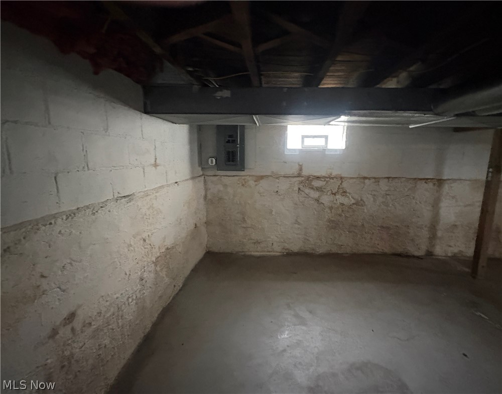361 Cross Street Akron OH 44311