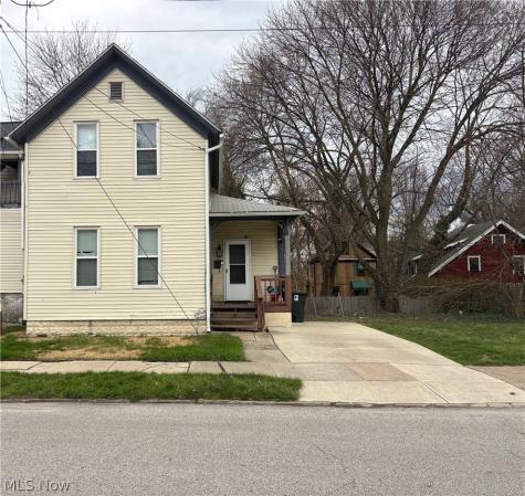 361 Cross Street Akron OH 44311