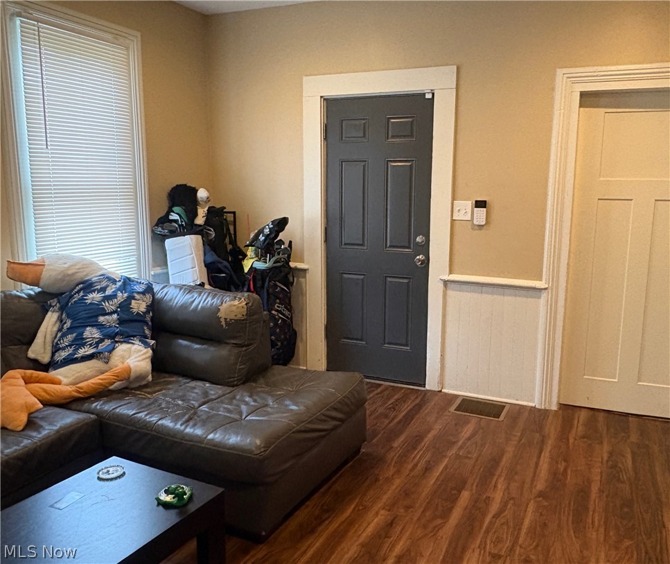 361 Cross Street Akron OH 44311