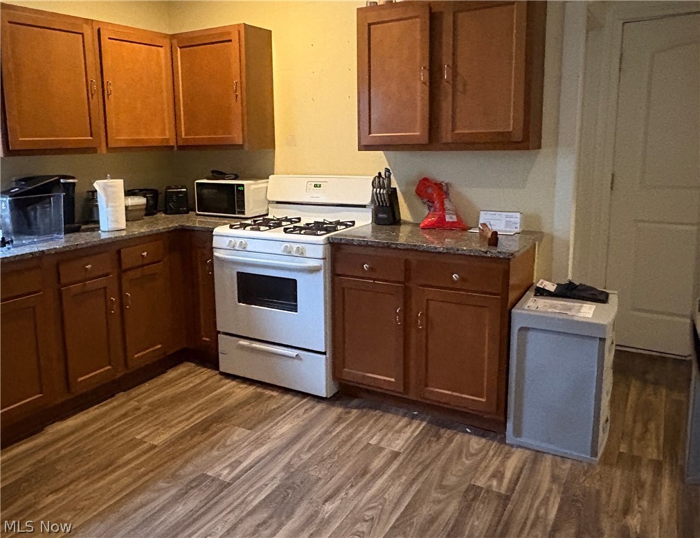 361 Cross Street Akron OH 44311