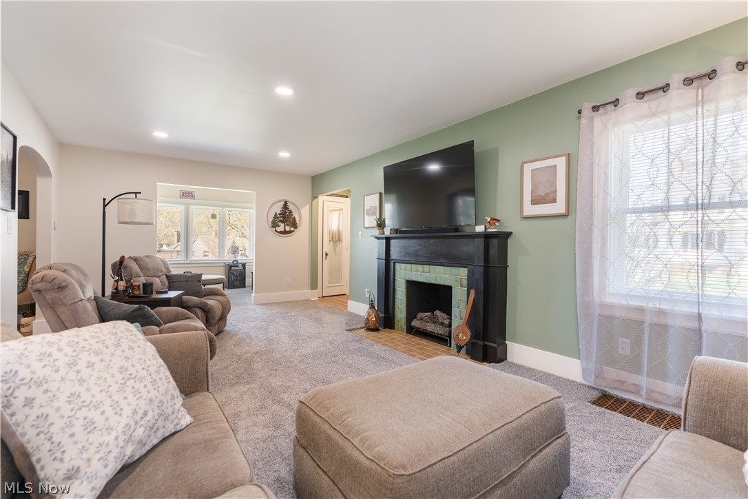 1480 Thornapple Avenue Akron OH 44301
