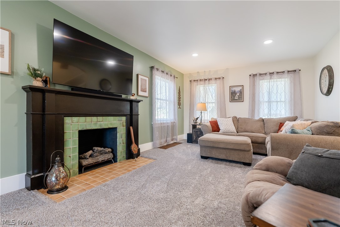 1480 Thornapple Avenue Akron OH 44301