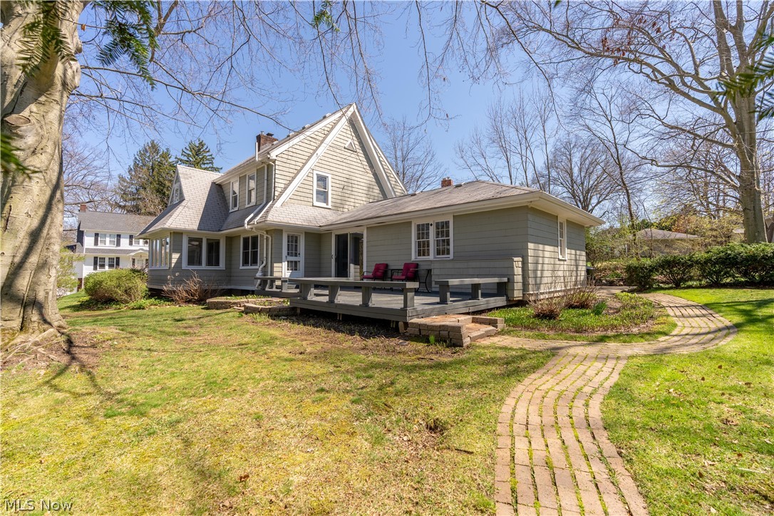 1480 Thornapple Avenue Akron OH 44301