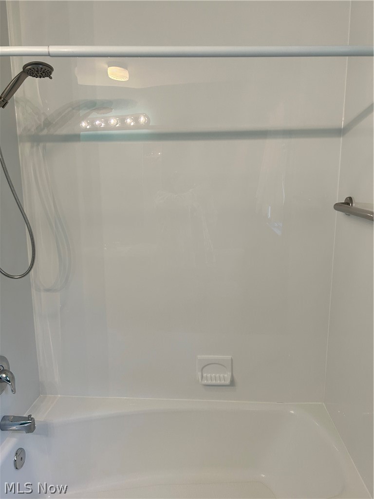 2394 Janice Drive Southington OH 44470