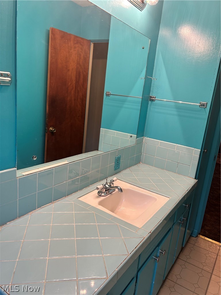 2394 Janice Drive Southington OH 44470
