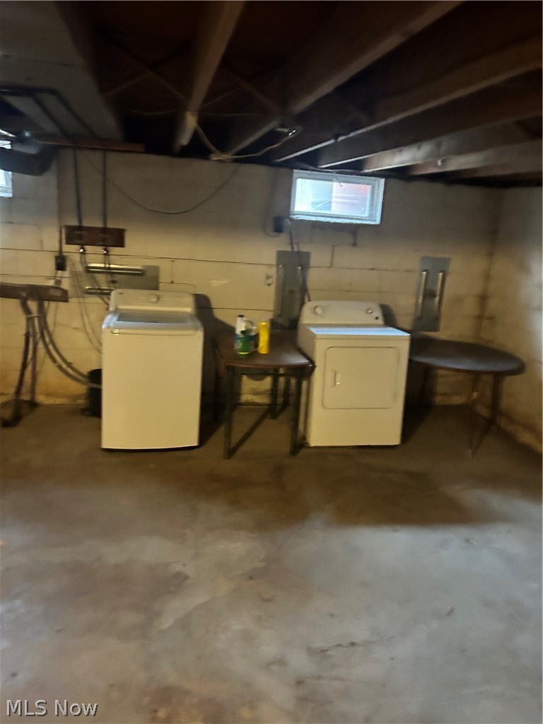 2394 Janice Drive Southington OH 44470