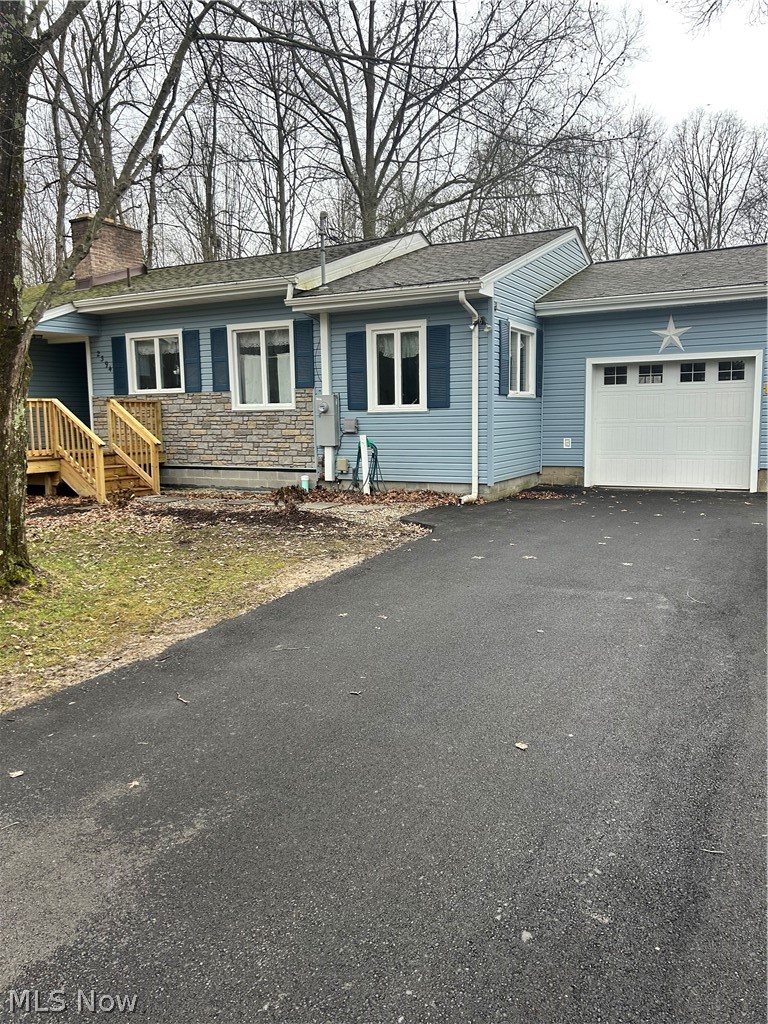 2394 Janice Drive Southington OH 44470