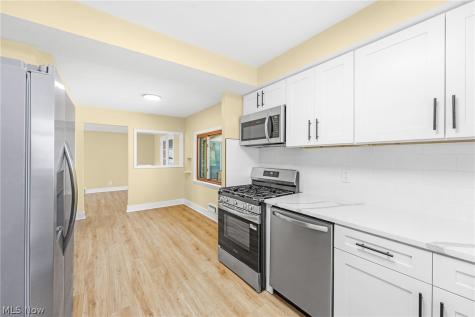 6370 Manchester Road Parma OH 44129